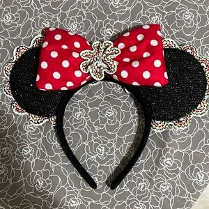 Minnie Mouse Ears